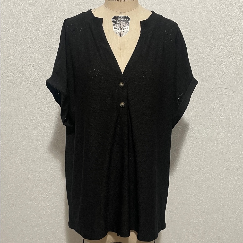 Black Short Sleeve Cut-out Blouse